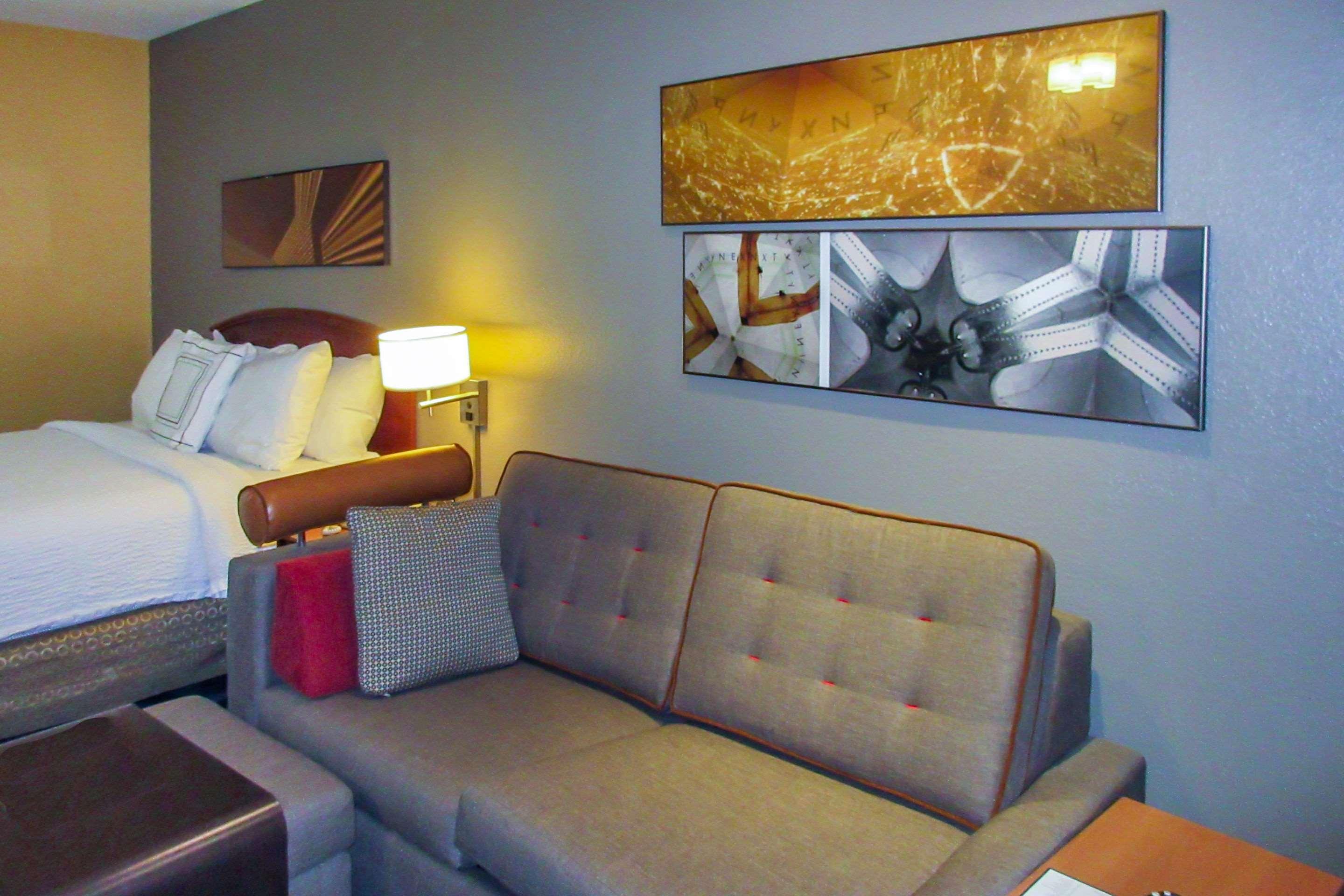 Suburban Extended Stay Hotel Greenville Haywood Mall 외부 사진