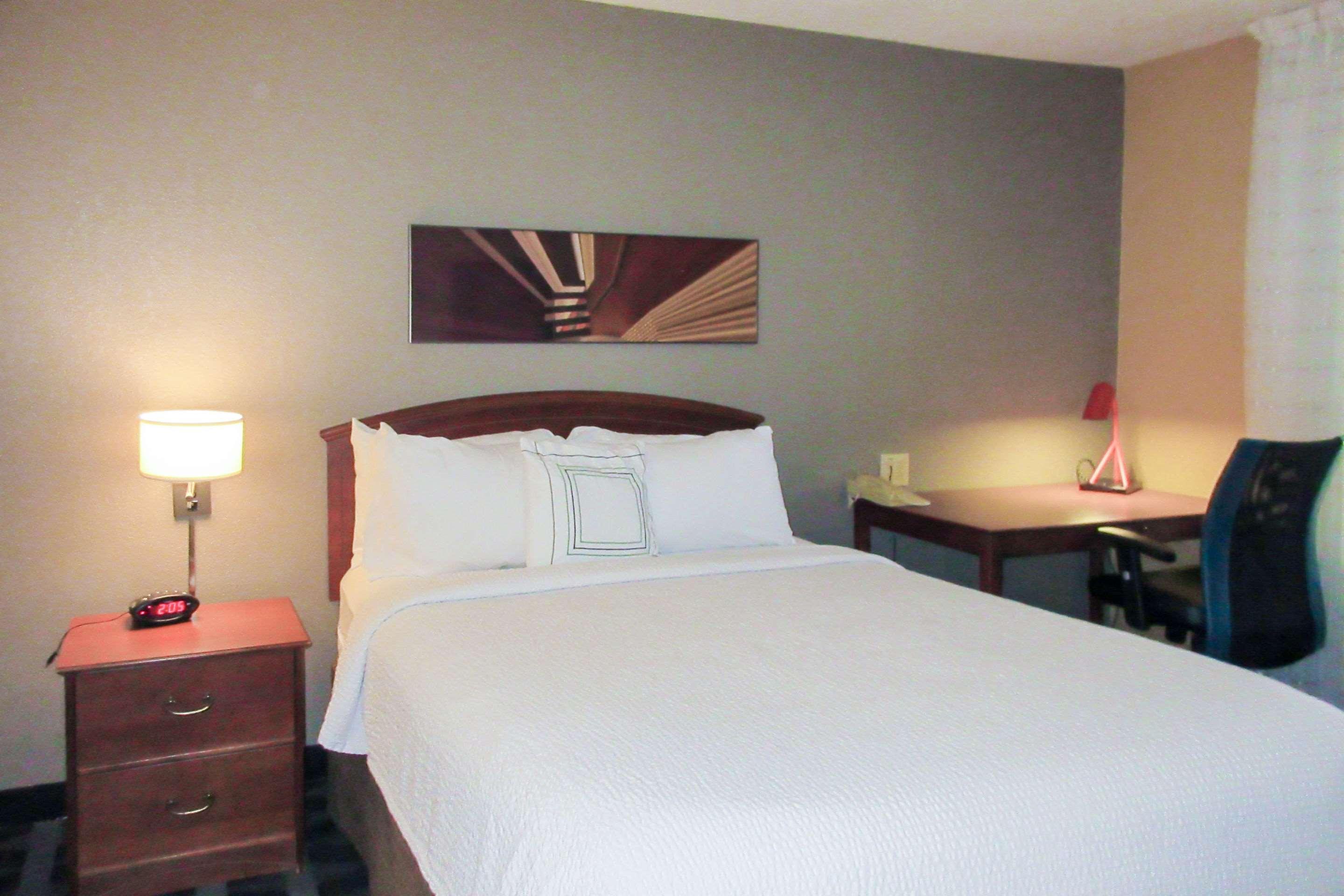 Suburban Extended Stay Hotel Greenville Haywood Mall 외부 사진