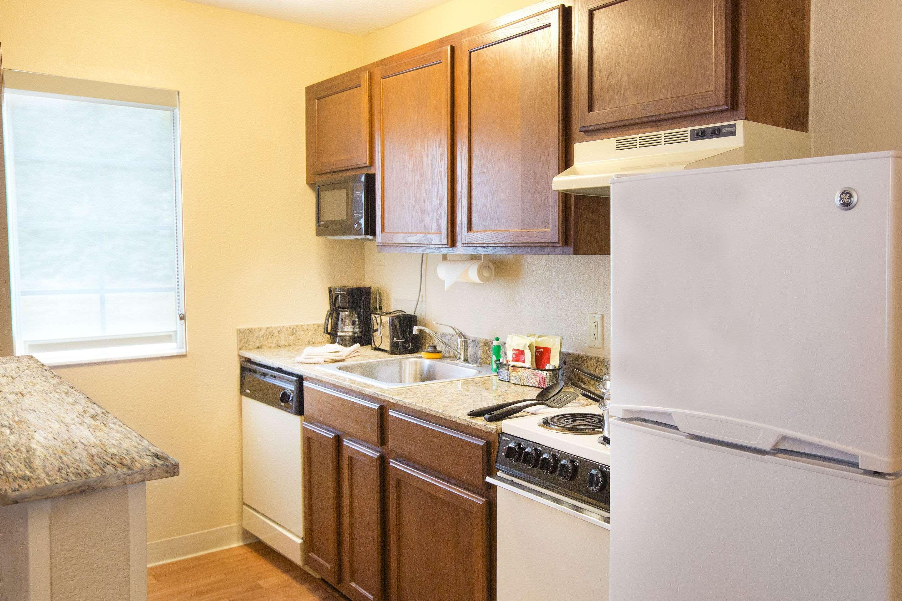 Suburban Extended Stay Hotel Greenville Haywood Mall 외부 사진