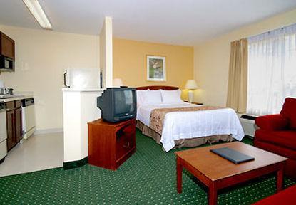 Suburban Extended Stay Hotel Greenville Haywood Mall 객실 사진