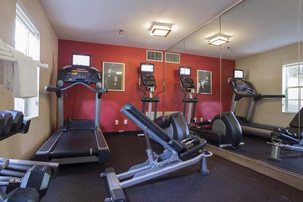 Suburban Extended Stay Hotel Greenville Haywood Mall 외부 사진